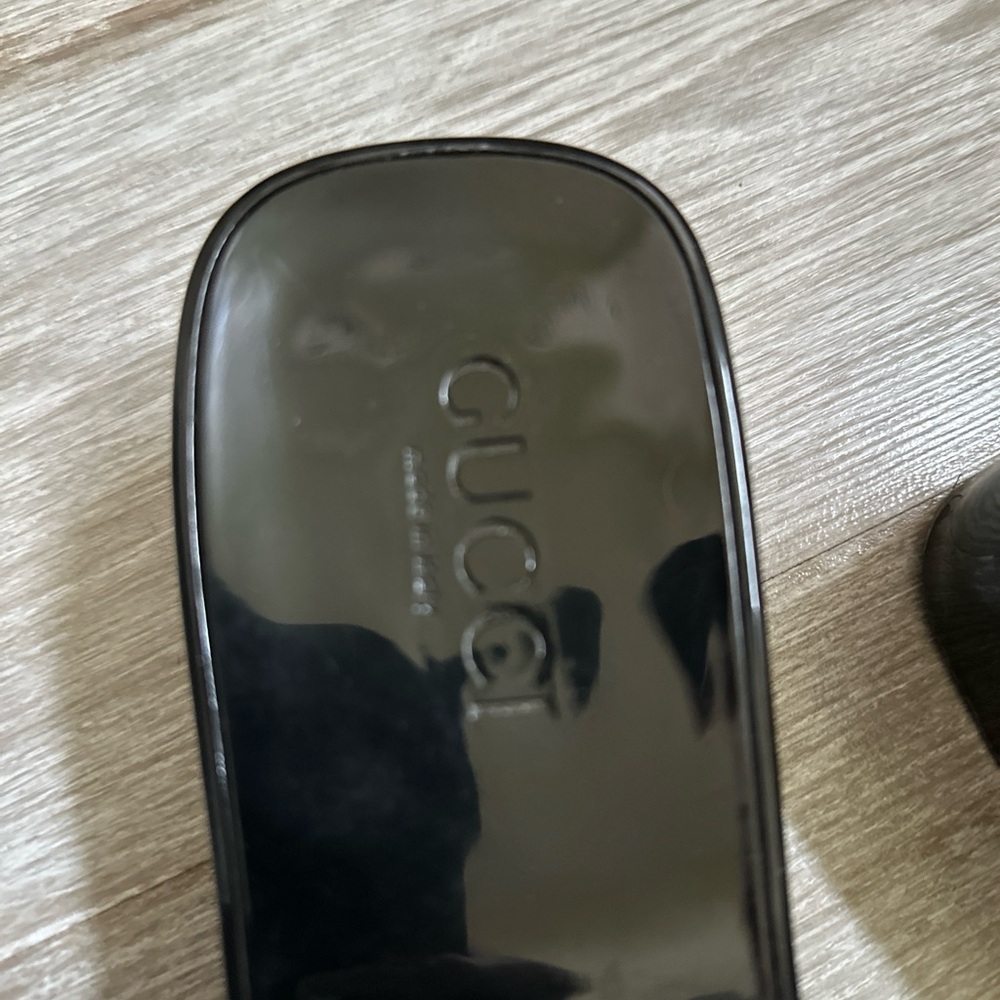 Gucci Black Mules Sleek Designer Footwear - Picture 6 of 7